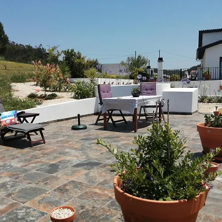 Alojamento de Acomodação e Pequeno-almoço Bb Silvercoast Casa Flores Santa Catarina (Leiria)