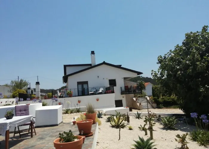 Bb Silvercoast Casa Flores Santa Catarina (Leiria)