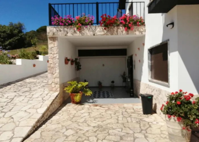 Bb Silvercoast Casa Flores